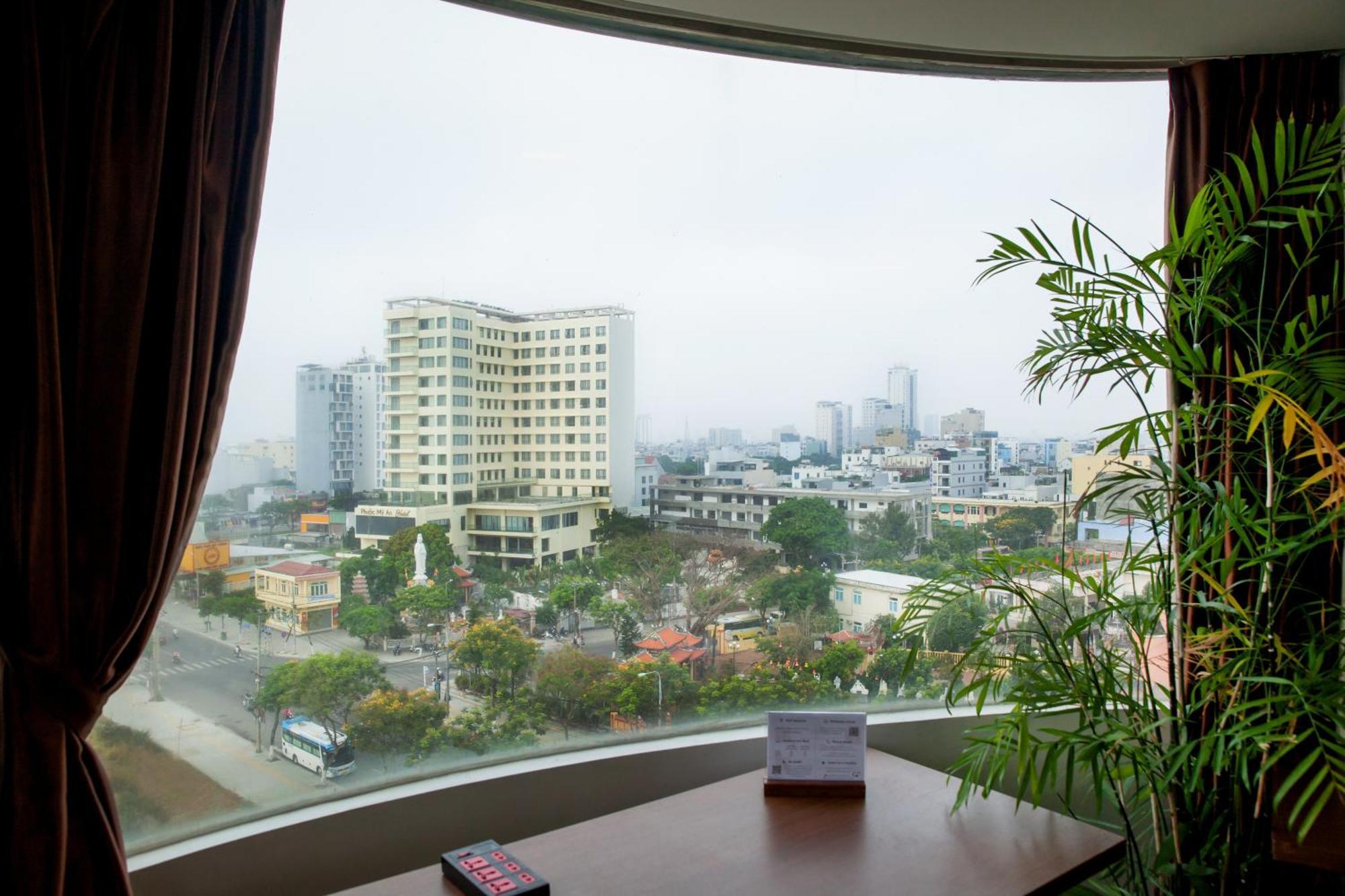 Waikiki Beach Hotel Дананг Екстер'єр фото
